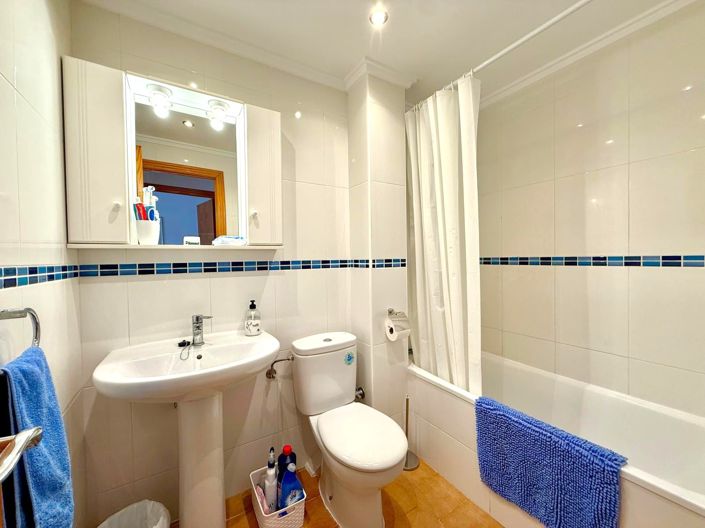 Image No.9-3 Bed Townhouse for sale