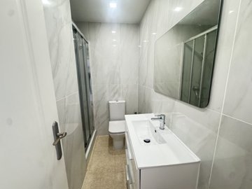 16073img2758