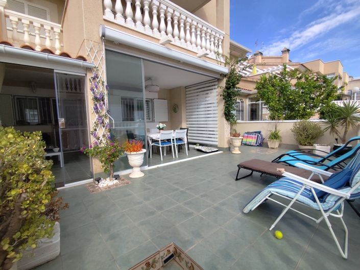 Image No.20-2 Bed Apartment for sale