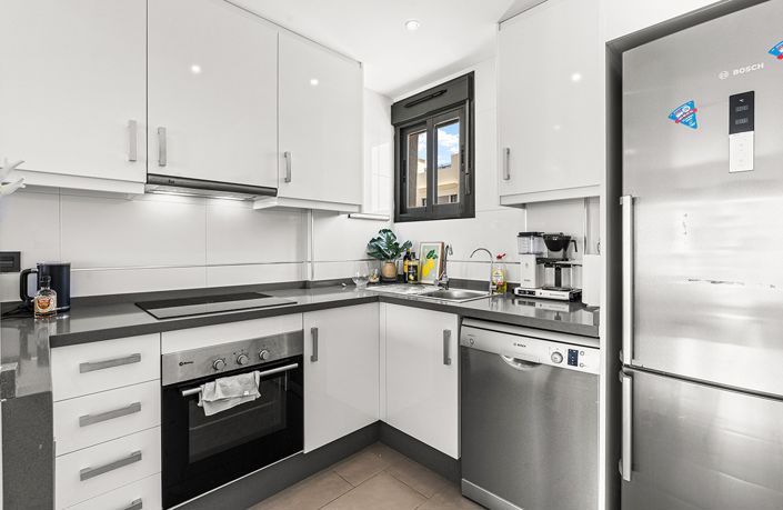 Image No.12-2 Bed Apartment for sale