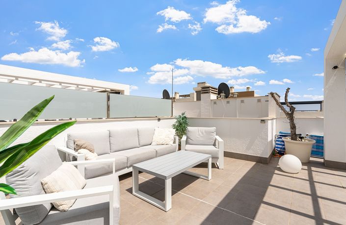 Image No.22-2 Bed Apartment for sale