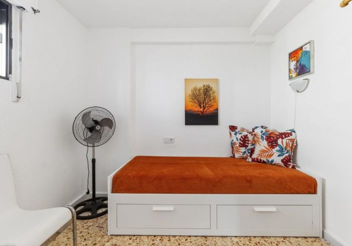 Image No.15-2 Bed Apartment for sale