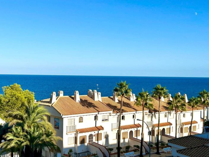 Image No.1-Maison de ville de 3 chambres à vendre à Cabo Roig