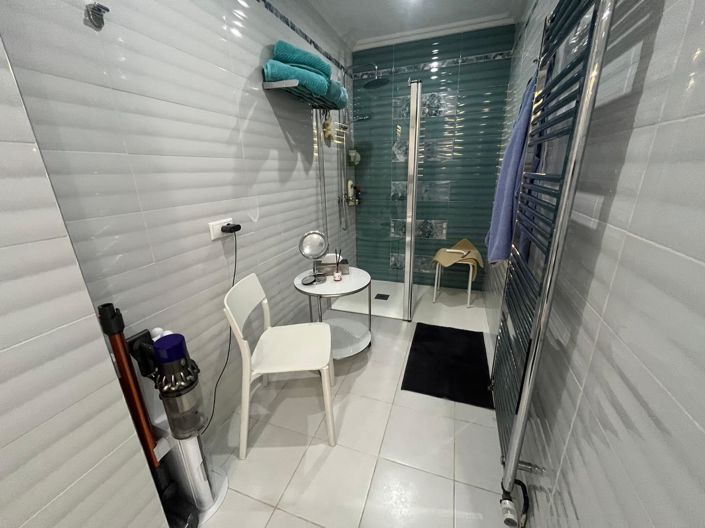 Image No.19-4 Bed Townhouse for sale