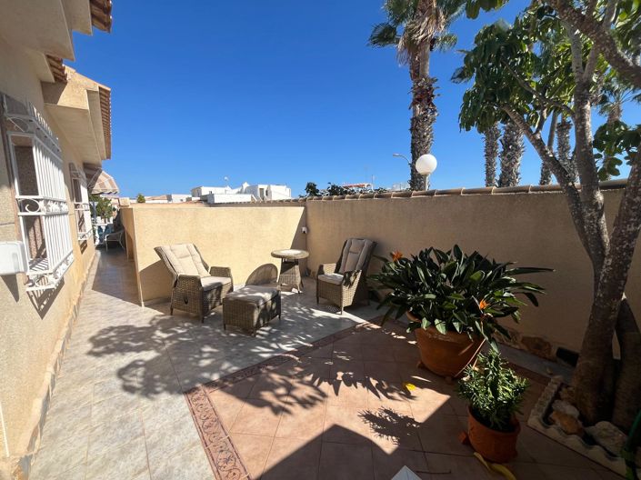 Image No.5-4 Bed Townhouse for sale