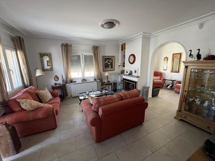 Image No.6-4 Bed Townhouse for sale