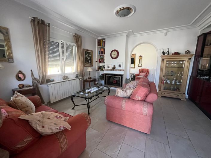 Image No.7-4 Bed Townhouse for sale