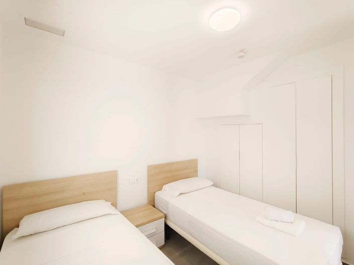 Image No.12-3 Bed Villa for sale