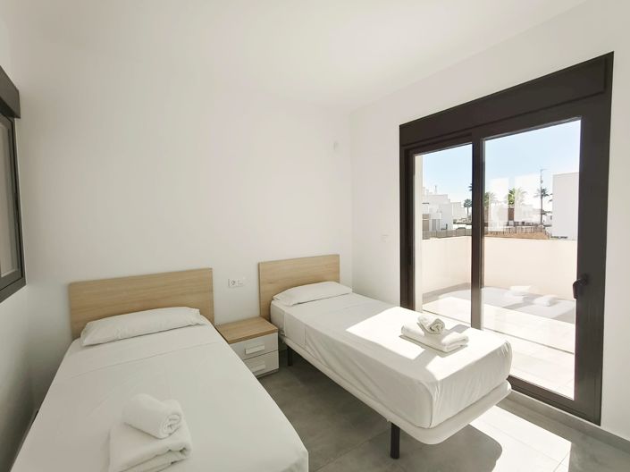 Image No.17-3 Bed Villa for sale