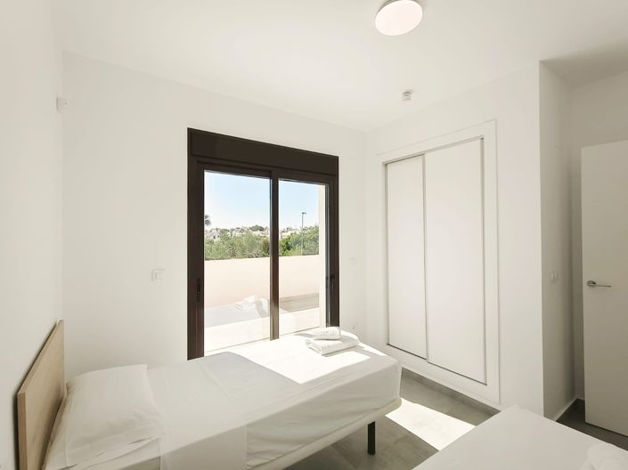 Image No.19-3 Bed Villa for sale