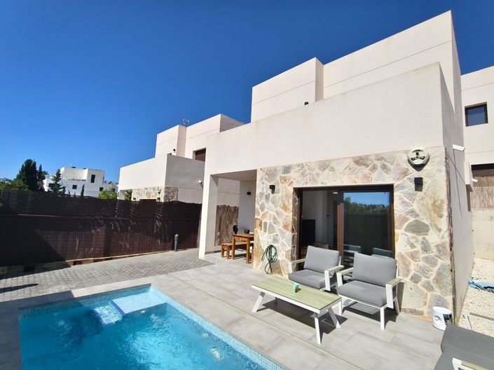 Image No.22-3 Bed Villa for sale