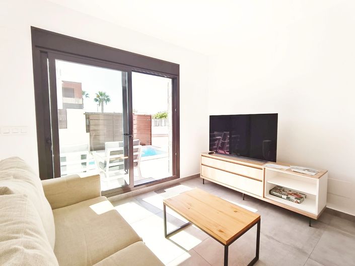 Image No.3-3 Bed Villa for sale