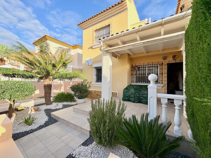 Image No.1-2 Bed Townhouse for sale