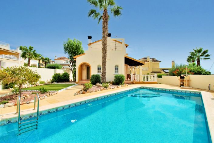 Image No.1-Villa de 3 chambres à vendre à Villamartin