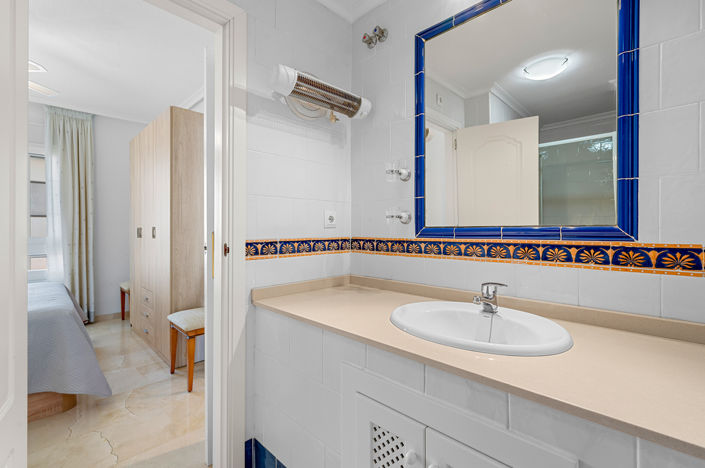 Image No.19-2 Bed Apartment for sale