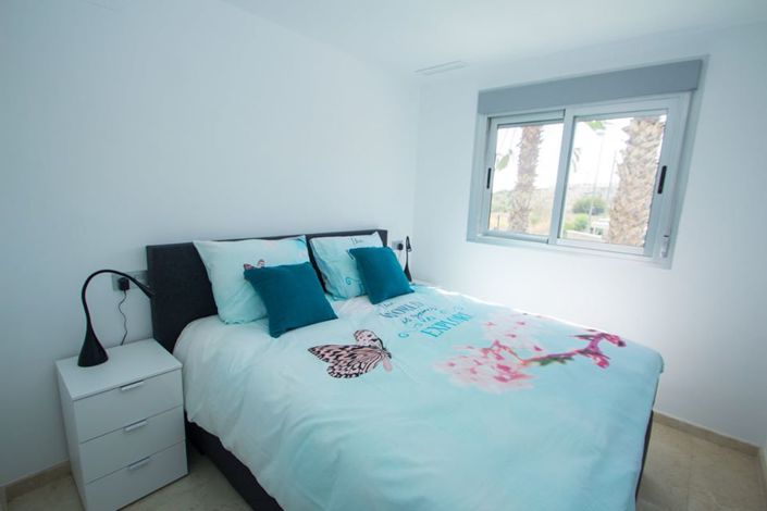 Image No.23-2 Bed Apartment for sale