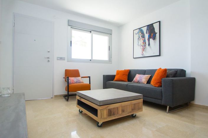 Image No.9-2 Bed Apartment for sale
