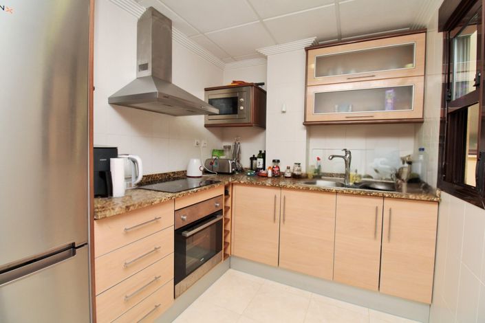 Image No.8-2 Bed Apartment for sale