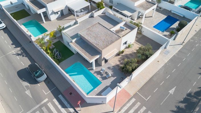 Image No.27-3 Bed Villa for sale