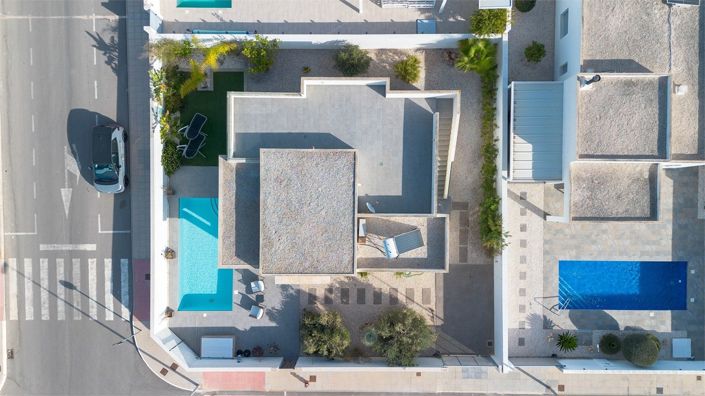 Image No.28-3 Bed Villa for sale