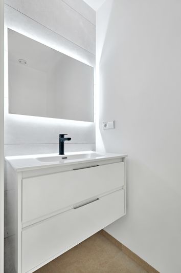 Image No.20-3 Bed Villa for sale