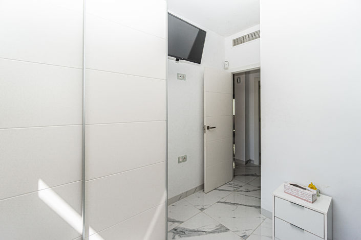 Image No.31-2 Bed Apartment for sale