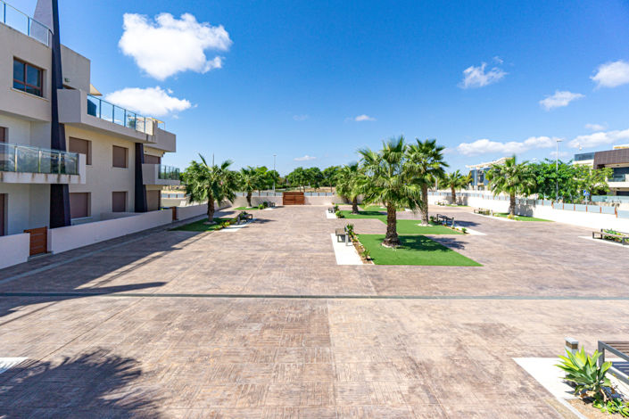 Image No.4-2 Bed Apartment for sale