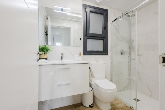 Image No.18-2 Bed Apartment for sale