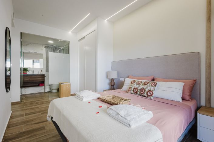 Image No.22-2 Bed Apartment for sale