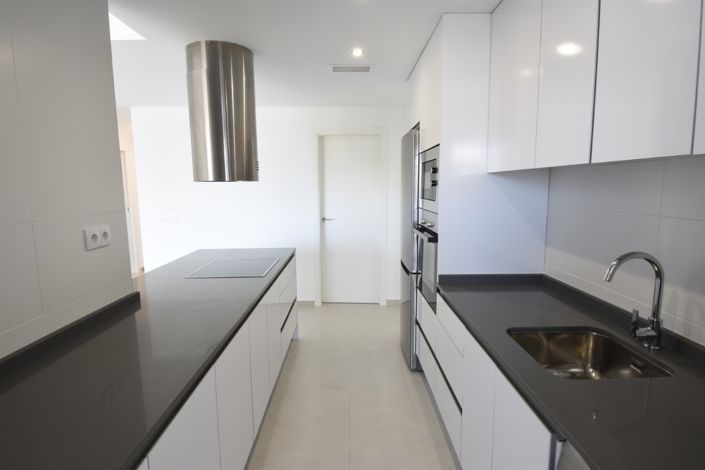 Image No.17-2 Bed Apartment for sale