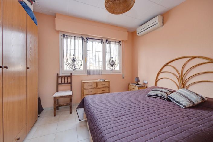 Image No.23-2 Bed Villa for sale