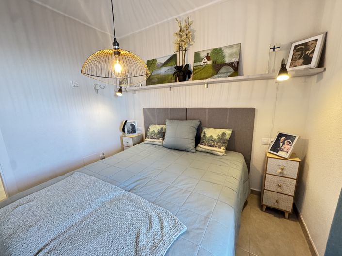 Image No.24-2 Bed Apartment for sale