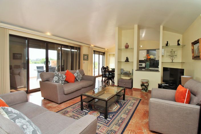 Image No.11-2 Bed Apartment for sale