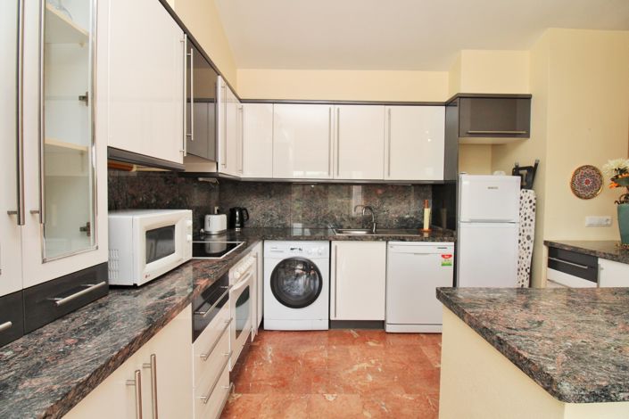 Image No.16-2 Bed Apartment for sale
