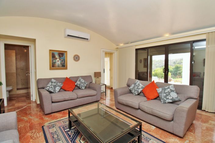 Image No.22-2 Bed Apartment for sale