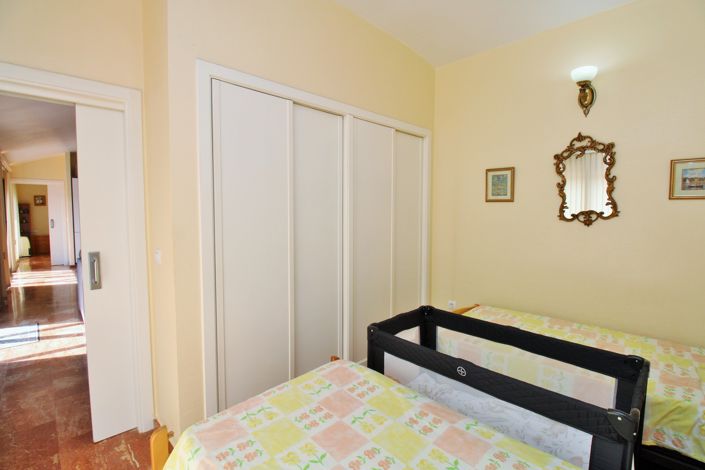 Image No.23-2 Bed Apartment for sale