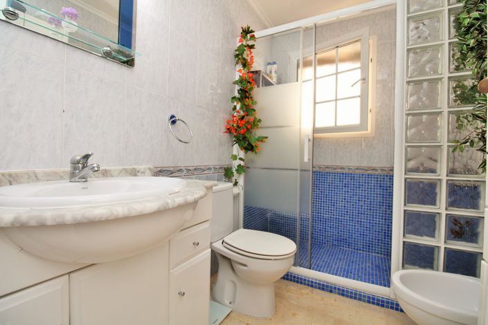 Image No.13-2 Bed Apartment for sale