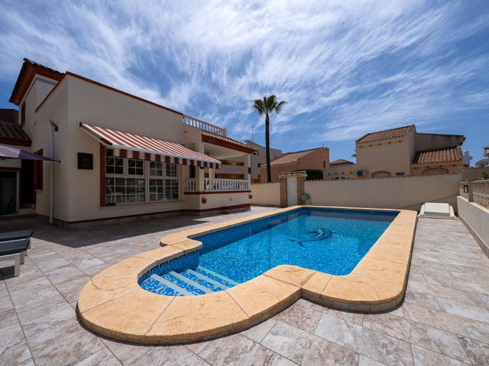 Image No.36-3 Bed Villa for sale