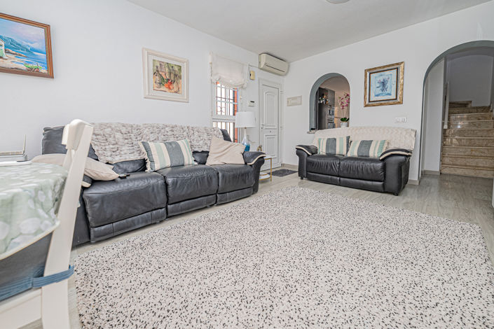 Image No.9-3 Bed Villa for sale