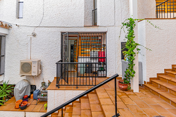 Image No.34-2 Bed Apartment for sale