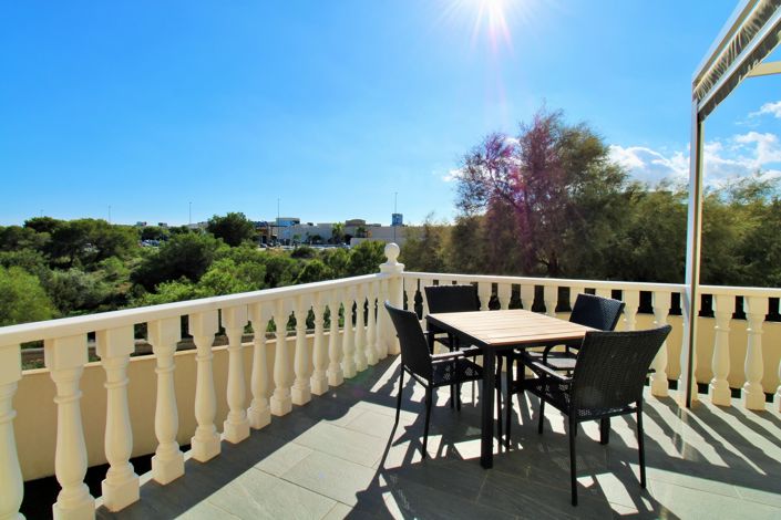 Image No.5-Villa de 4 chambres à vendre à Playa Flamenca