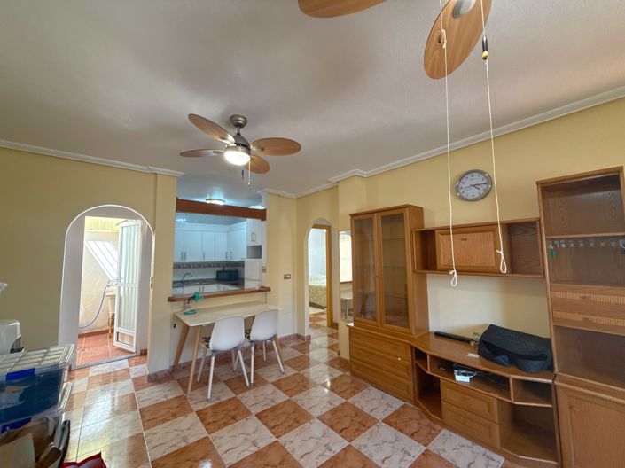 Image No.25-2 Bed Bungalow for sale