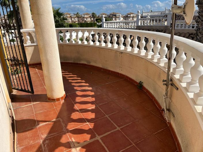 Image No.40-3 Bed Villa for sale