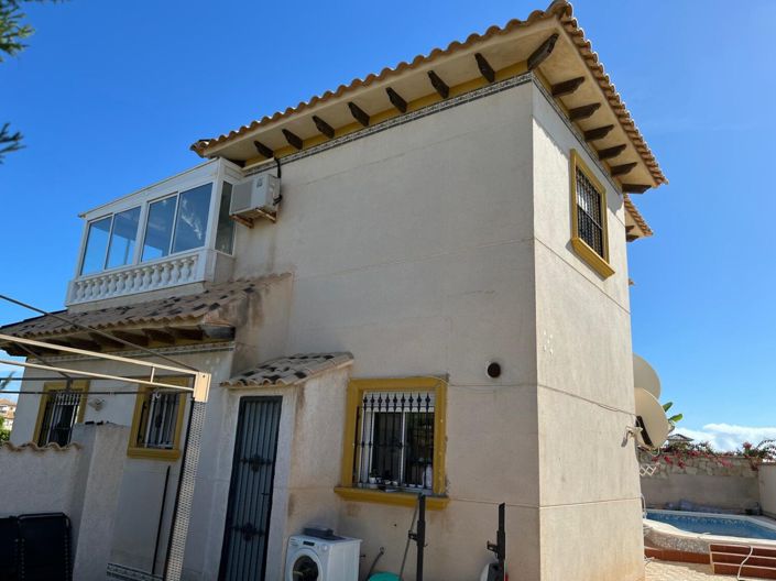 Image No.9-3 Bed Villa for sale