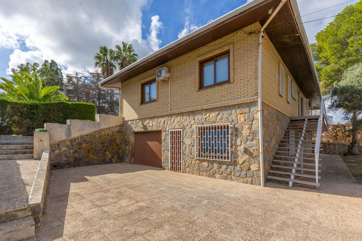 Image No.45-5 Bed Villa for sale