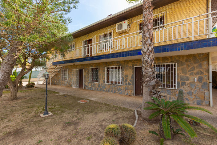 Image No.47-5 Bed Villa for sale