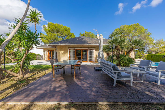 Image No.6-5 Bed Villa for sale