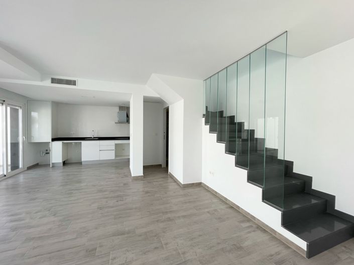 Image No.6-3 Bed Villa for sale