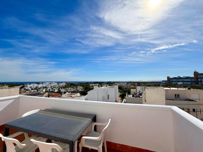 Image No.15-3 Bed Townhouse for sale