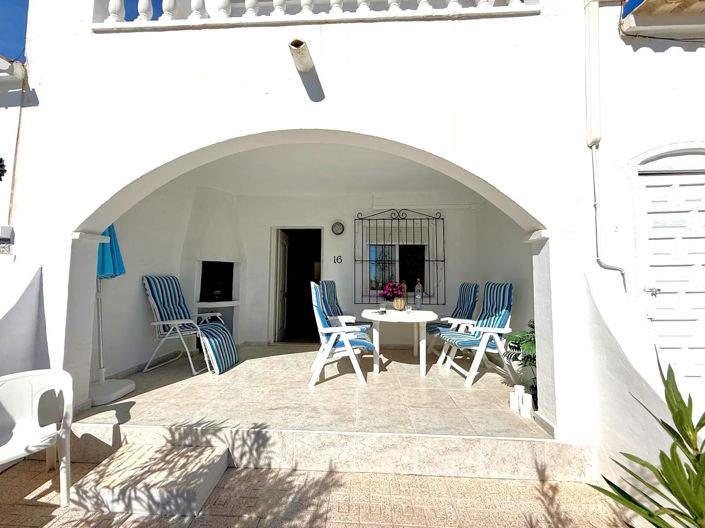 Image No.2-3 Bed Townhouse for sale